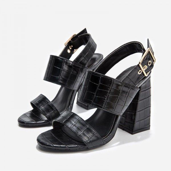 Peeptoe one-word buckle sandal female 2019 new foreign trade Europe and the United States high heel fashion summer thick heel ladies sandals