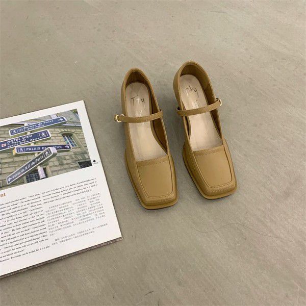 Red Mary Jane Shoes Women's Shoes Spring and Autumn New Hepburn Square Head French Fairy Shoes Gentle Single Shoes 