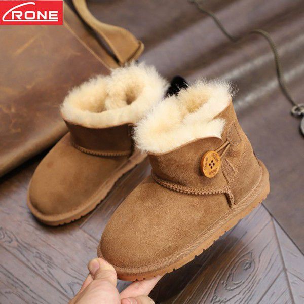 Children's snow boots, leather and fur integrated,...