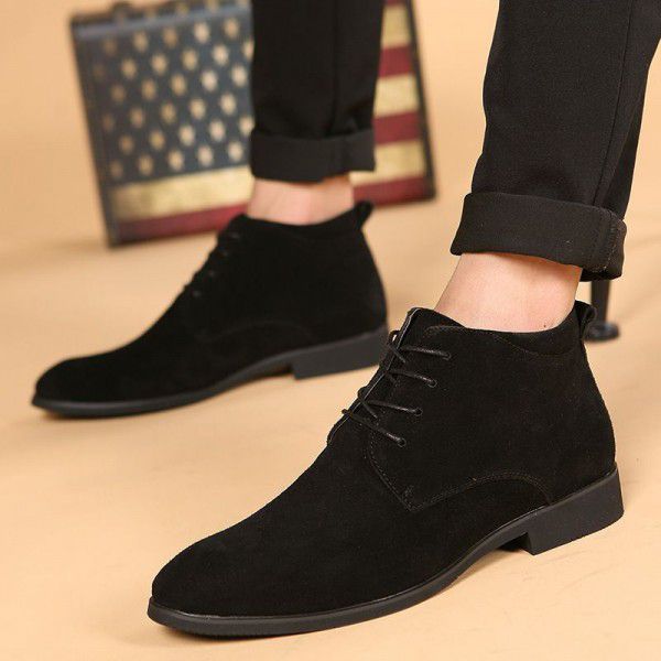Trendy men's boots, British men's shoes, pointed leather boots, Korean casual boots, oversized men's Martin boots 