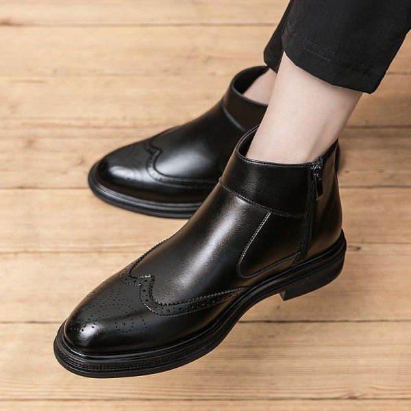 High top leather shoes, autumn and winter new vintage carved men's boots, block English high top shoes, Chelsea Martin boots 