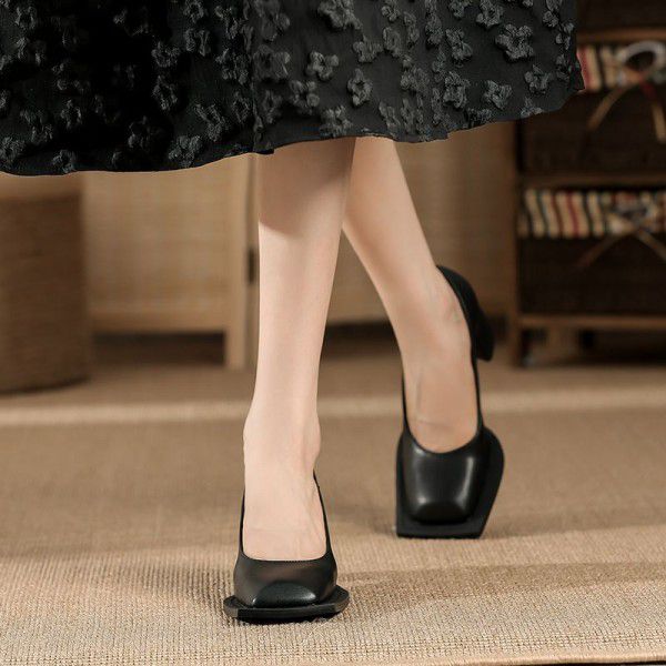 Mary Jane Single Shoes Women's New Autumn British Lun Shallow Heel Square Head Sail Sealing Thick Heel High Heels 