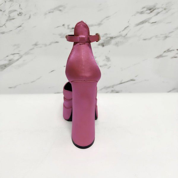 Colorful rhinestone waterproof platform with thick bottom and pointed tip for women in large size 