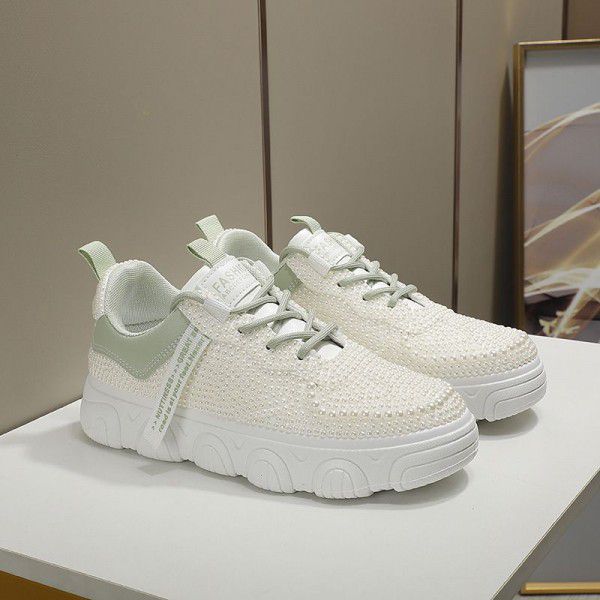 Pearl sports casual small white shoes 