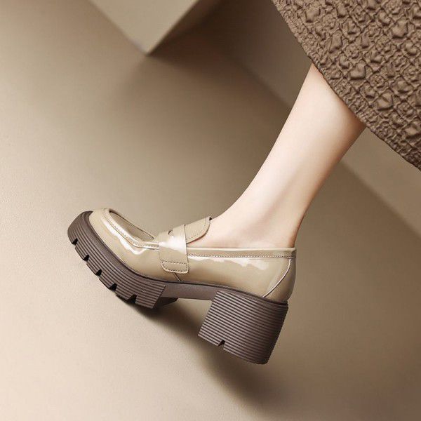 Small leather shoes for women in spring New British style jk thick heel thick soled Slip-on shoe for women's college casual black single shoes 