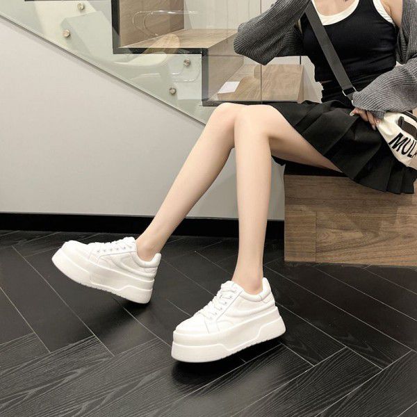 New round toe casual and versatile high rise leather small white shoes 