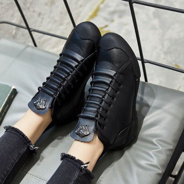 Soft Flat Bottom Casual Shoes Women's Genuine Leather New Leather Shoes Spring Sports Shoes Travel Mom Single Shoes Korean Version Versatile Black 