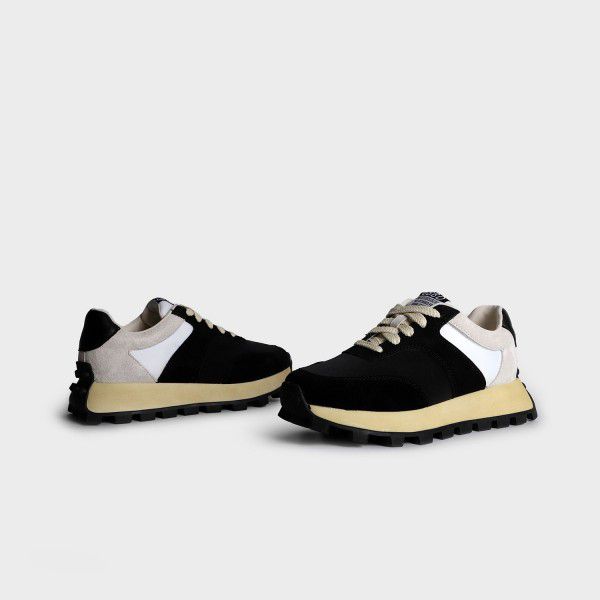 Colored Comfortable Thick Sole Everyday Versatile Dad Shoes Autumn New Front Lace up Casual Sports Single Shoes for Women 