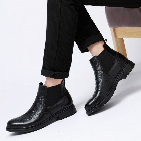 Autumn and Winter New High Top Men's Business Pointed Leather Shoes Crocodile Pattern Men's Boots Cowhide Men's Shoes Martin Boots 