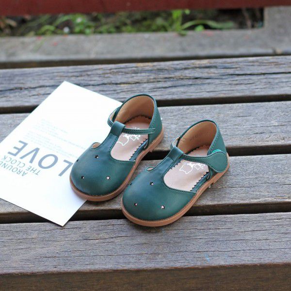 Girls' leather shoes, spring and summer new Korean children's shoes, hollowed out children's princess shoes, soft soled Velcro baby shoes 