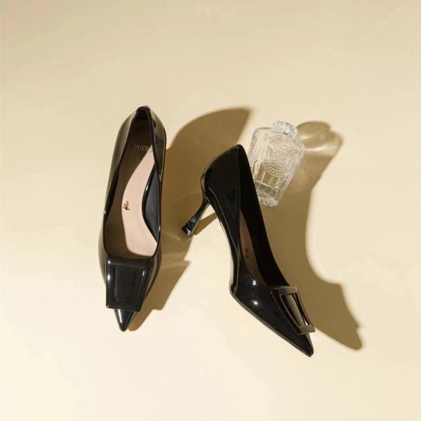 Soft leather pointed thin heels, fashionable high heels, women's spring and summer new Korean version square buckle shallow mouth non grinding sole shoes 