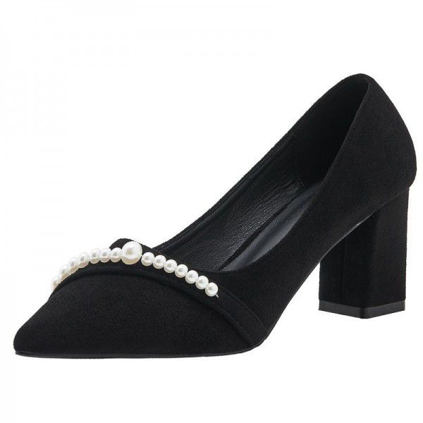 Large size high heels, women's thick heels, pointed pearls, women's single shoes, small size versatile, shallow cut suede, black 