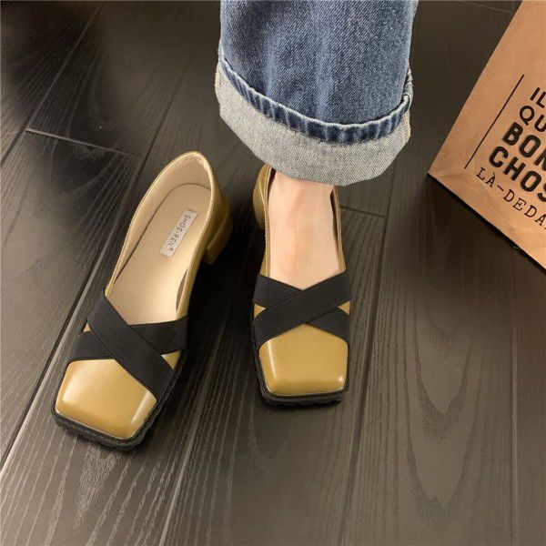 Spring thick heeled square toe women's shoes, shallow cut retro medium heeled single shoes, spring and autumn black small leather shoes 