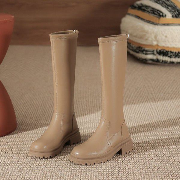 Plush autumn and winter new women's boots with thick heels, thick soles, and high sleeves, chivalrous boots that are below the knee and appear slim in English style, women's boots 