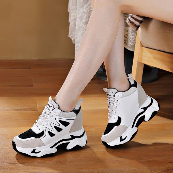 Women's shoes: New style sponge cake with thick soles and fluffy interior, casual sports shoes, women's singles shoes 