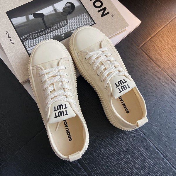 Thick sole lace up breathable board shoes, spring new versatile trend, Baotou, fashionable and casual single shoes 