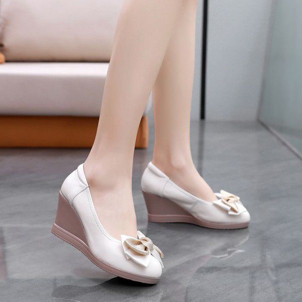 Nude shoes 