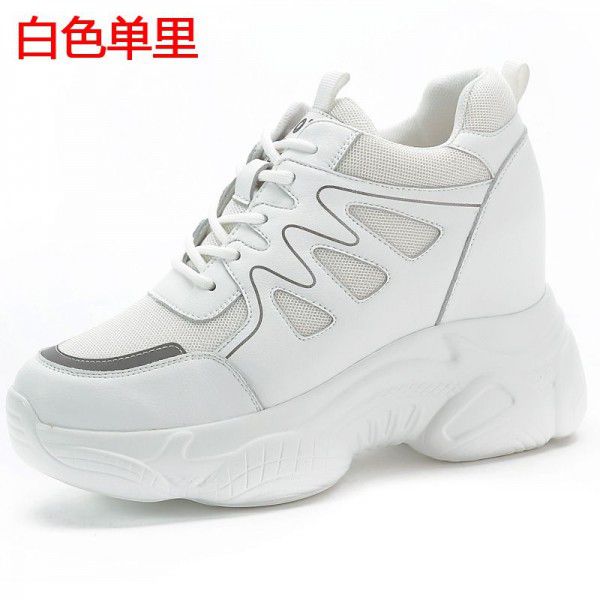 Women's shoes: New style sponge cake with thick soles and fluffy interior, casual sports shoes, women's singles shoes 