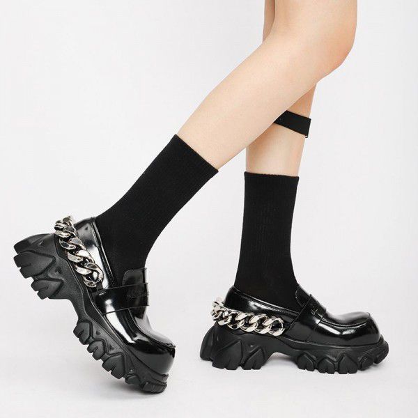 British style Slip-on shoe sponge cake patent leather women's single shoes metal big chain round head thick soled dragon tooth shoes jk 