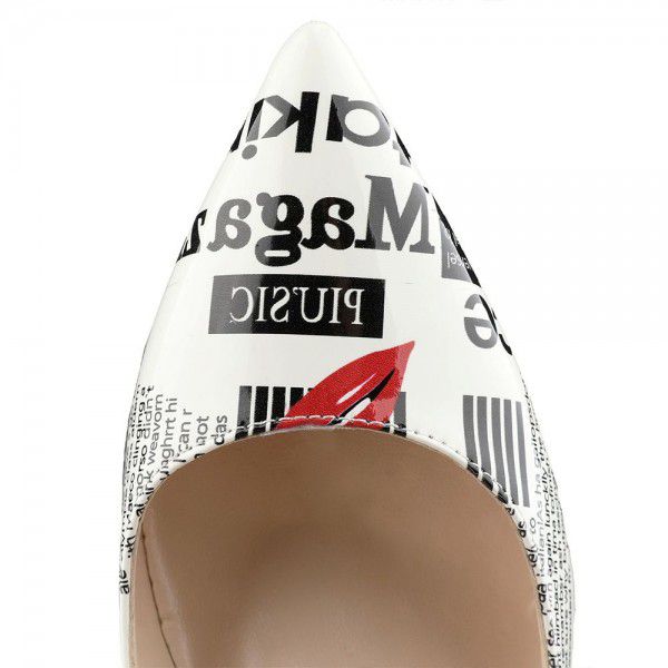 Fashion high heels, women's slim heels, pointed toe shoes, runway shoes, single shoes, large wedding shoes 