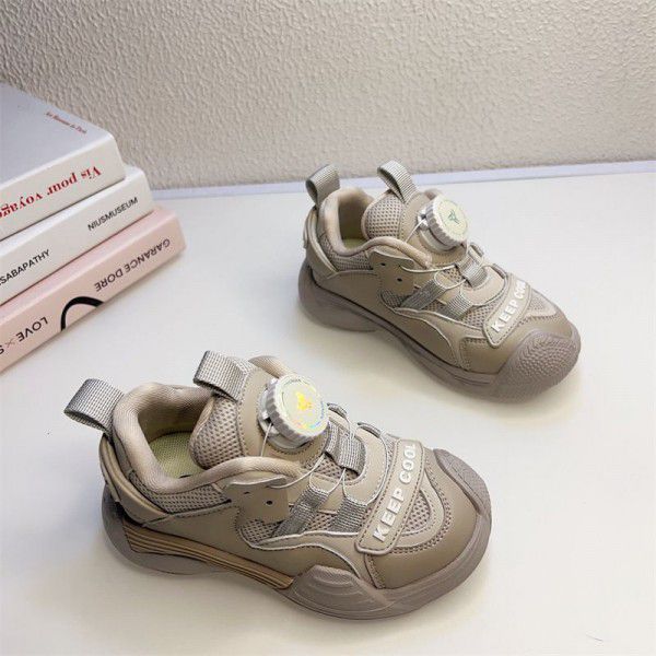 Spring style new knob button sports shoes trendy and fashionable running shoes for boys and girls 