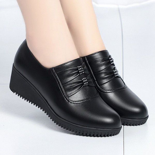 Spring and Autumn Soft Sole Women's Genuine Leather Comfort Slope Heel Shoes with Plush Leather Shoes 
