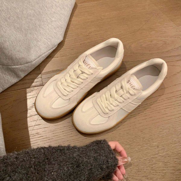Genuine leather thick sole color matching casual sports shoes, board shoes, women's moral training shoes 
