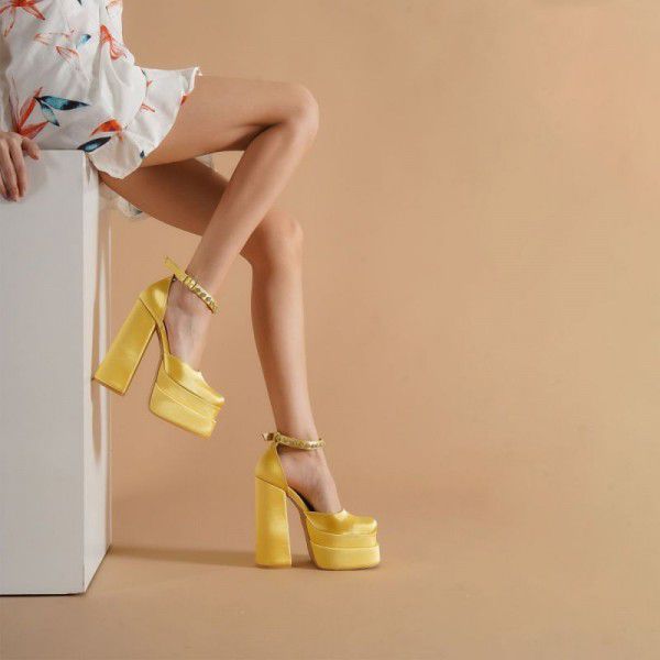 New thick high heels, candy colored single shoes, fashionable rhinestone waterproof platform, square head, thick sole for women 