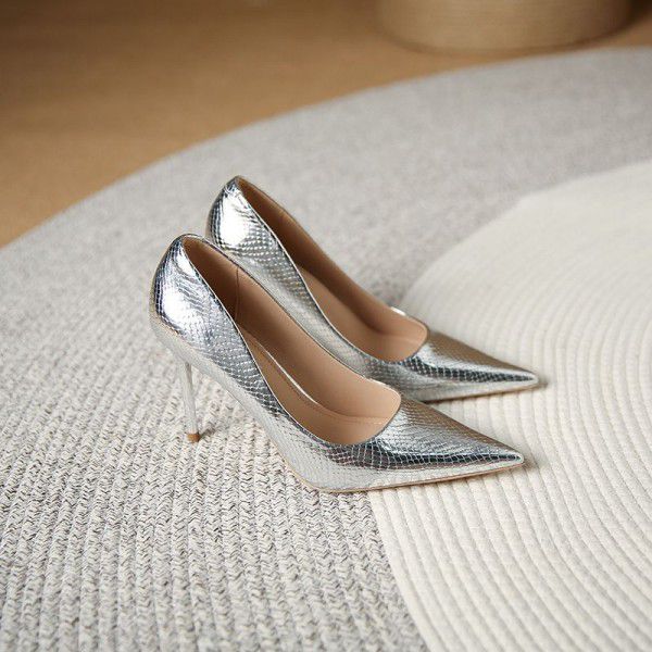 Sexy gold snake patterned high heels for women's new slim heeled pointed wedding shoes for banquet women's shoes 