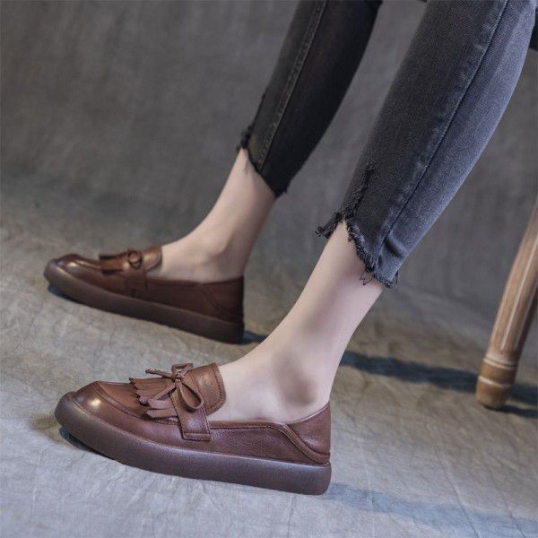 Women's casual single shoes Leather top layer Cowhide versatile retro small leather shoes Low top soft soled Slip-on shoe for women 