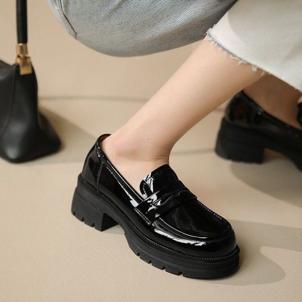 Thick soled full leather Slip-on shoe Spring new thick middle heel round toe small leather shoes cowhide single shoes for women 