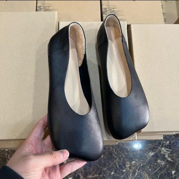 Square toe casual shallow mouthed flat bottomed soft sole comfortable fitting women's shoes and women's single shoes 
