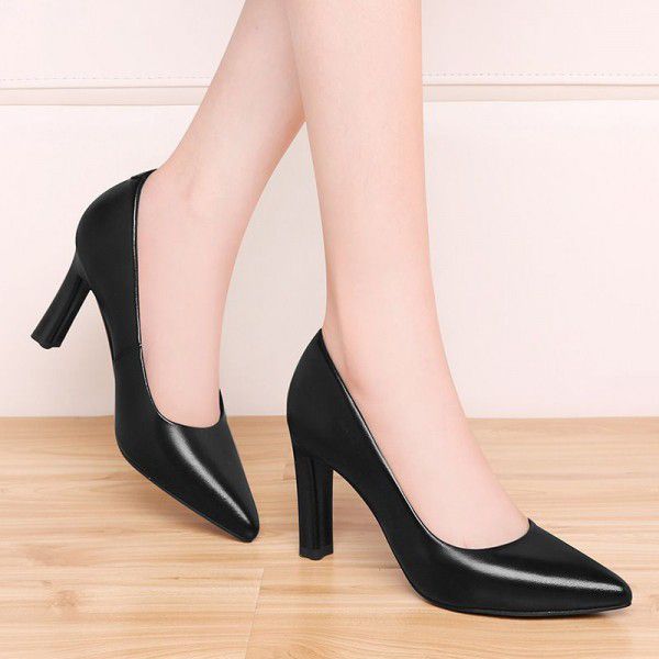 New thick heeled women's shoes, black shallow cut ...