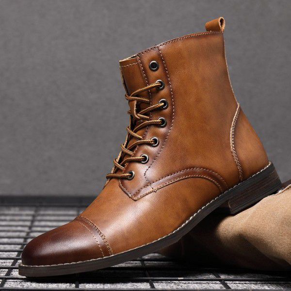 New autumn and winter plush Martin boots for men's oversized pointed vintage leather boots, high top casual leather shoes, cotton boots 