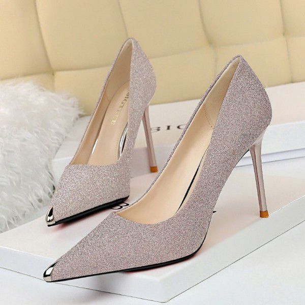 Thin Heels, Ultra High Heels, Shallow Mouth Metal Pointed High Heels, Women's Singles, Korean Edition Sexy and Slim Banquet Shoes 