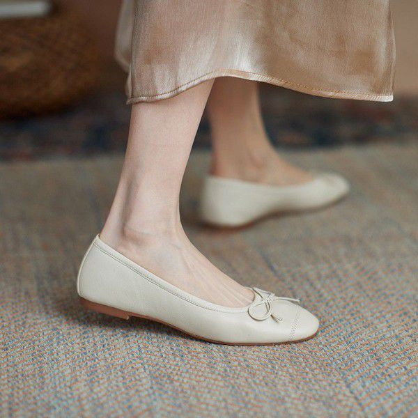 Red Single Shoes Women's Shallow Mouth Genuine Leather Ballet Shoes Ladle Shoes Flat Bottom French Little Red Shoes Bean Shoes Grandma Shoes Wedding Shoes 