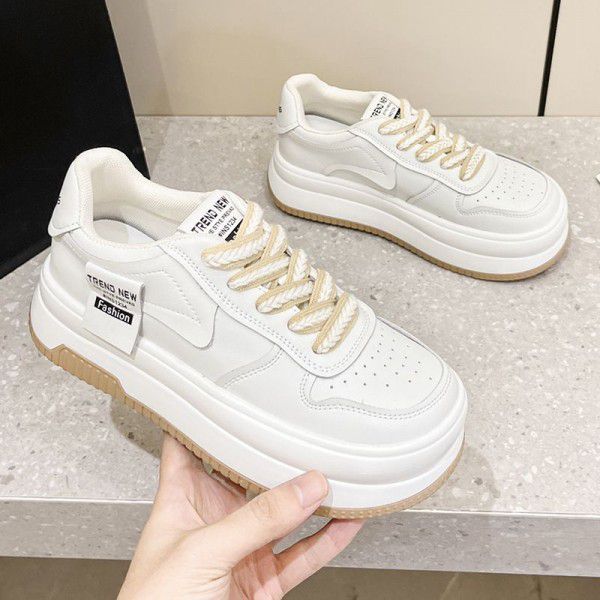 New style bread shoes, versatile spring and summer muffin casual shoes, leather board shoes, thick soles, small white shoes for women 
