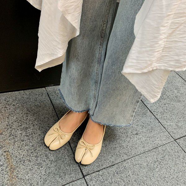 Spring Horseshoe Pig's Feet Shoes Thick Heel, Midd...