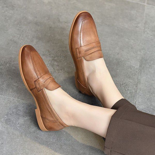 Single women's flat Slip-on shoe square head versatile leather women's shoes 