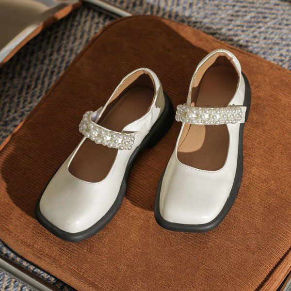 Mary Jane single shoe flat bottom with skirt JK uniform pearl round head lolita cute big head doll small leather shoes female 