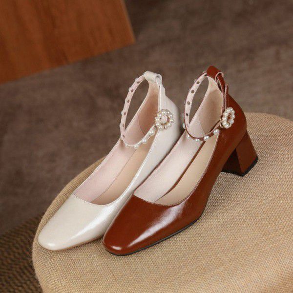 Spring and Autumn New Korean Version Round Toe Button Pearl Thick Heel Single Shoes Women's Shallow Mouth Buckle Middle Heel Shoes and Skirts 