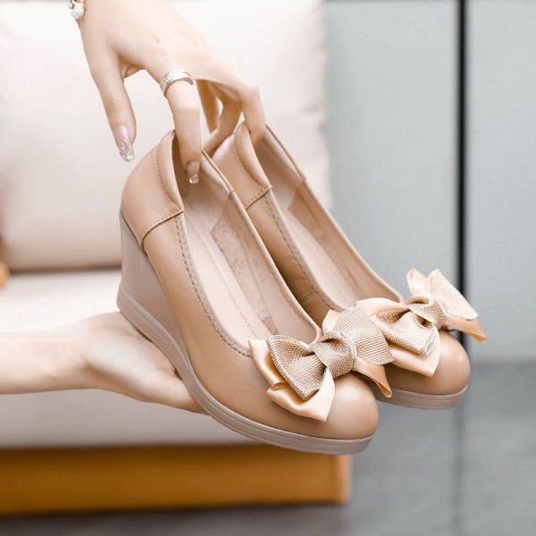 Nude shoes 