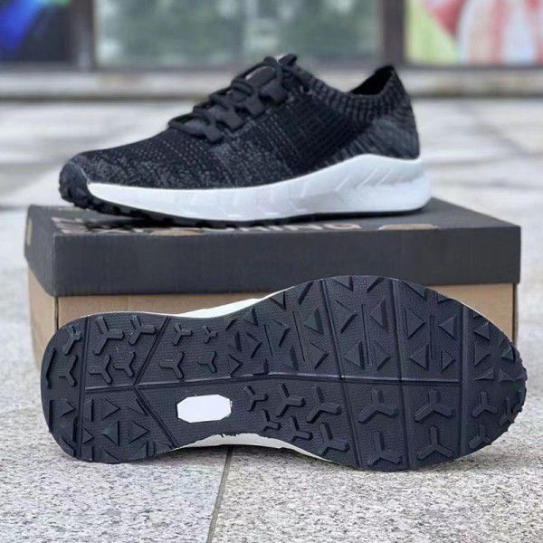 Spring New Lazy Casual Shoes Mesh Fashionable Shoes Fashion Sports Shoes Running Shoes Hollow Light 