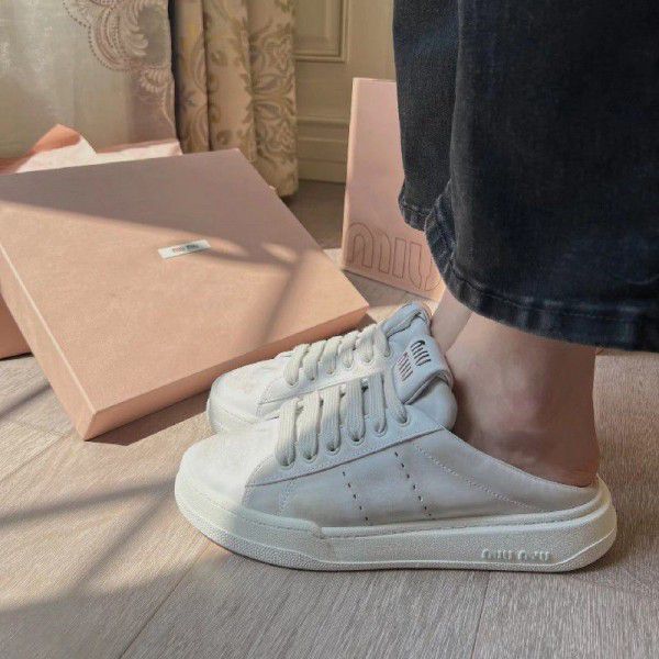 Spring New Flat Bottom Old Lace up Small White Sho...