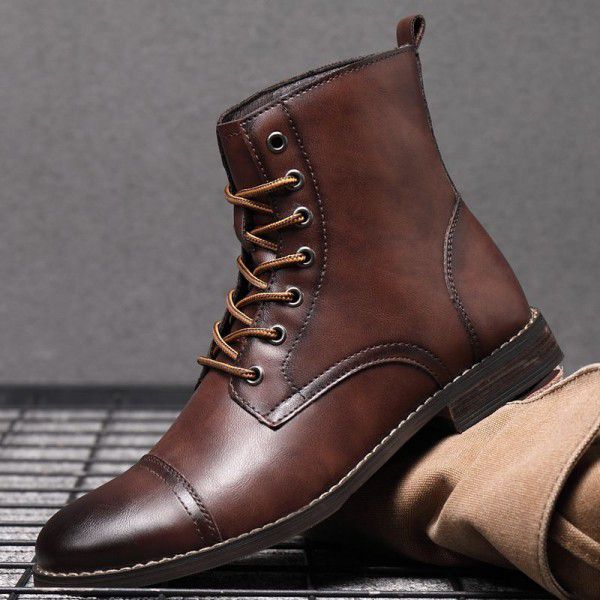 Autumn and Winter Martin Boots Fashion Large Pointed Retro Leather Boots High Top British Casual Men's Shoes 