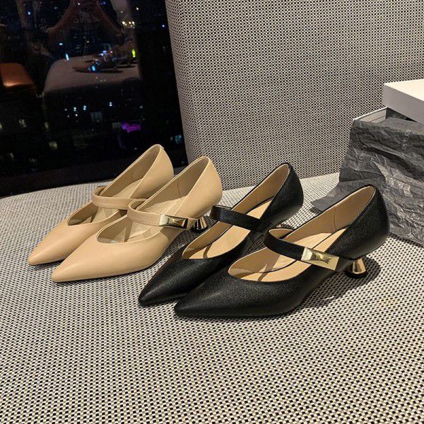 French retro shallow cut single shoe women's middle heel spring new full leather thin heel metal buckle pointed Mary Jane shoes 