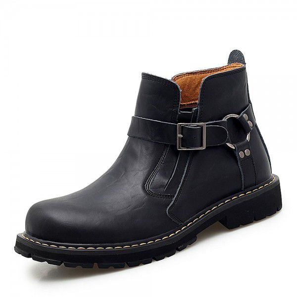 Chelsea boot buckle middle sleeve 