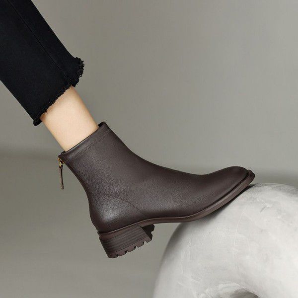 Simple basic cowhide Chelsea boot autumn and winter new thick middle heel round head back zipper full leather short boots for women 