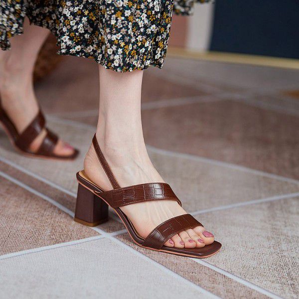Summer New Versatile Thick Heel Open Toe Sandals Strap White High Heels Square toe Shoes Children Caligae Shoes 