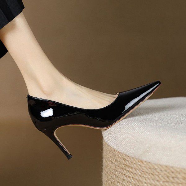 New Spring/Summer French High Heels Female Pointed Thin Heels Black Temperament Frosted Single Shoe Female 